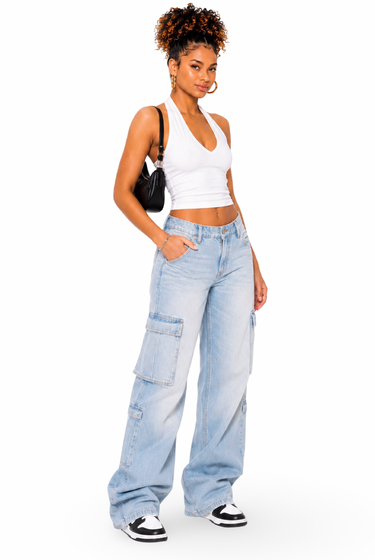 Vi Vi - Women's Front V Cut Micro Ribbed Stretch Halter Neck Crop Top
