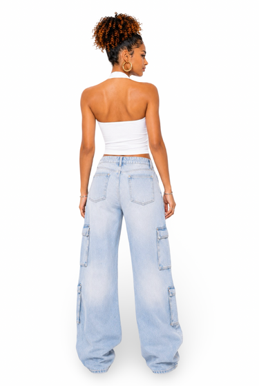 Vi Vi - Women's Front V Cut Micro Ribbed Stretch Halter Neck Crop Top